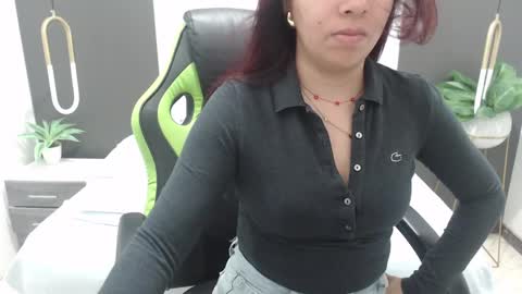 Snapshot of alma_fenix chatting on February 22, 12:08 pm ALMA FENIX  online show from February 22, 12:08 pm