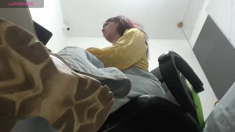 Snapshot of alma_fenix chatting on March 10, 12:06 pm ALMA FENIX  online show from March 10, 12:06 pm