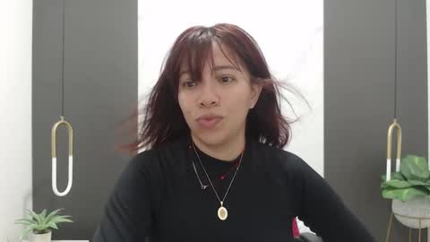 Snapshot of alma_fenix chatting on February 4, 12:22 pm ALMA FENIX  online show from February 4, 12:22 pm