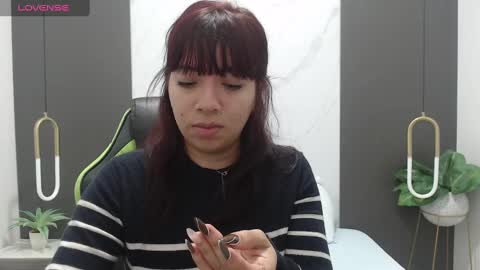 Snapshot of alma_fenix chatting on March 7, 12:01 pm ALMA FENIX  online show from March 7, 12:01 pm