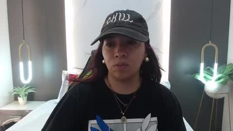 Snapshot of alma_fenix chatting on February 3, 12:03 pm ALMA FENIX  online show from February 3, 12:03 pm