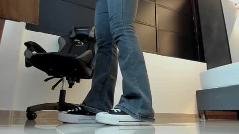 Snapshot of alma_fenix chatting on September 10, 12:49 pm ALMA FENIX  online show from September 10, 12:49 pm