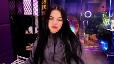 Snapshot of alma_pearl chatting on October 22, 7:57 am Alma online show from October 22, 7:57 am