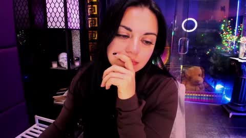 Snapshot of alma_pearl chatting on September 30, 6:41 am Alma online show from September 30, 6:41 am