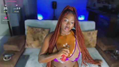 Snapshot of almaahotxxx chatting on October 21, 12:36 am almaahotxxx online show from October 21, 12:36 am
