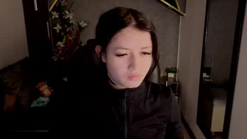 Snapshot of almma_ chatting on September 15, 1:41 pm ALMMA online show from September 15, 1:41 pm