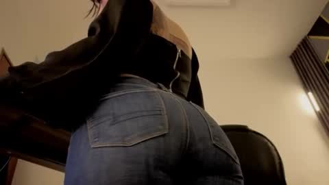 ALMMA online show from December 3, 2:52 pm