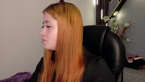 Snapshot of almma_ chatting on February 24, 1:08 pm ALMMA online show from February 24, 1:08 pm