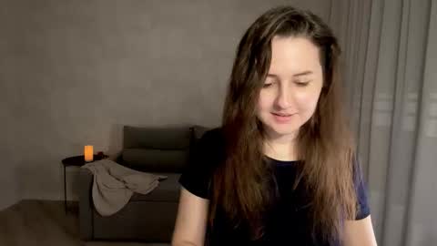 Snapshot of almostinnocent_ chatting on October 22, 10:15 pm Anna online show from October 22, 10:15 pm