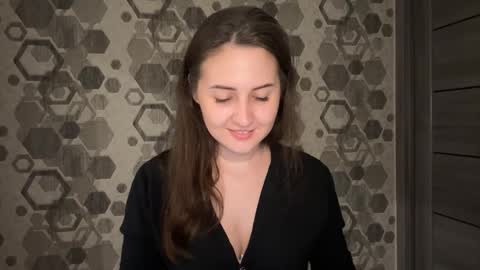 Snapshot of almostinnocent_ chatting on September 24, 11:15 pm Anna online show from September 24, 11:15 pm