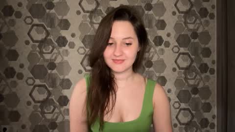 Snapshot of almostinnocent_ chatting on September 21, 11:47 pm Anna online show from September 21, 11:47 pm