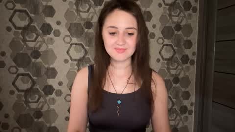 Snapshot of almostinnocent_ chatting on September 17, 10:19 pm Anna online show from September 17, 10:19 pm