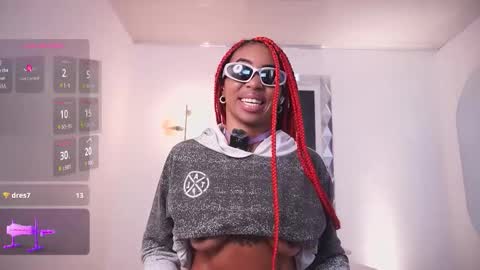 Alondra online show from October 3, 12:10 pm