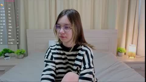 Alorenna online show from March 3, 5:57 am