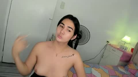 Snapshot of alovelydollnica chatting on October 11, 5:23 am alovelydollnica online show from October 11, 5:23 am