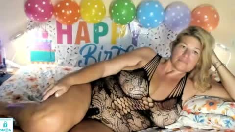 Shelby or if you want to make me purr just call me Kitten  online show from May 31, 1:55 am