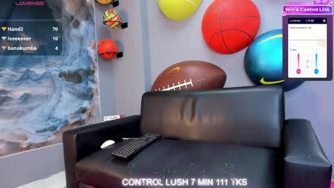 ALUNA  online show from May 28, 6:28 pm
