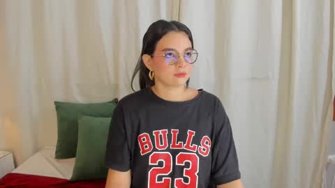 Alys  online show from January 29, 2:40 am