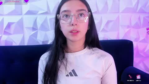 sopie online show from December 21, 11:11 am