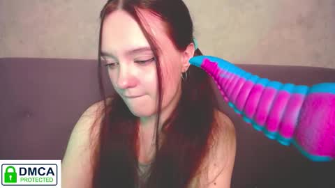 Alyssa online show from November 27, 2:58 am