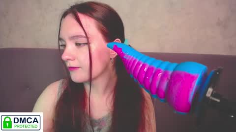 Alyssa online show from December 5, 3:06 am