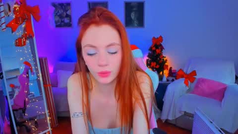 alyssa_smitt online show from December 22, 7:33 am