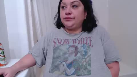 Alyssiaamorexo online show from December 21, 3:31 pm