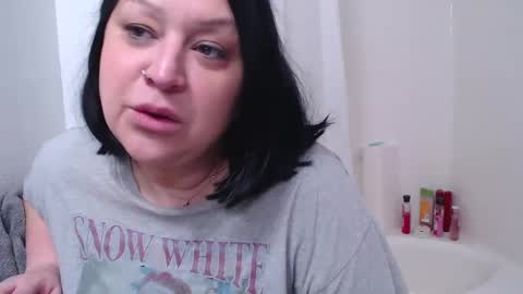 Alyssiaamorexo online show from December 19, 3:41 pm