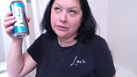 Alyssiaamorexo online show from January 2, 4:56 pm