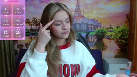 Alyy online show from December 5, 2:22 pm