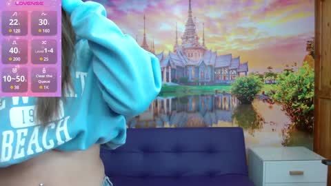 Alyy online show from January 22, 2:24 pm