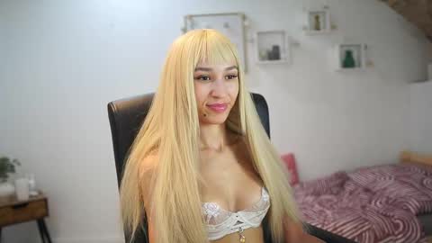 Amai  Liu online show from September 9, 6:19 pm