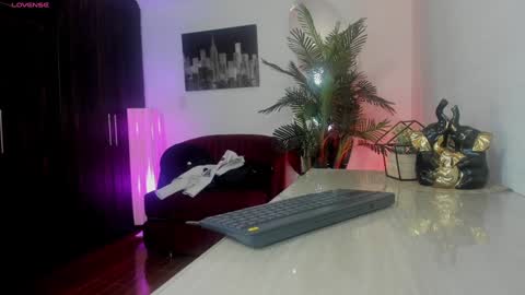 anny online show from January 26, 2:24 am