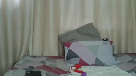 amala01 online show from February 15, 12:37 pm