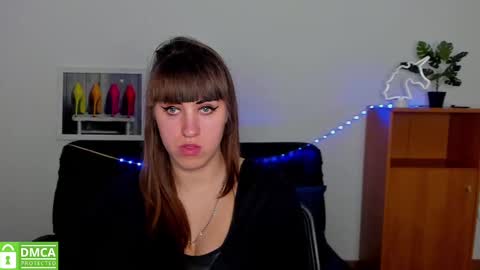Snapshot of amali_ivanna_smit chatting on March 6, 12:09 pm Ivanna online show from March 6, 12:09 pm