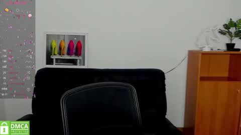 Snapshot of amali_ivanna_smit chatting on September 11, 11:21 am Ivanna online show from September 11, 11:21 am