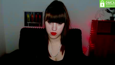 Snapshot of amali_ivanna_smit chatting on December 19, 12:12 pm Ivanna online show from December 19, 12:12 pm