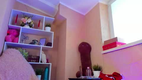 Amelie online show from November 25, 7:43 am