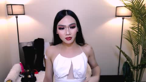 Trisha Greyson online show from November 10, 4:13 pm