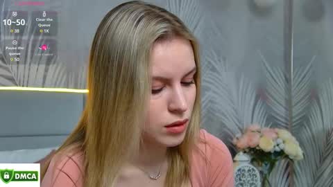 Snapshot of amaliabell chatting on February 27, 1:17 pm Amalia online show from February 27, 1:17 pm