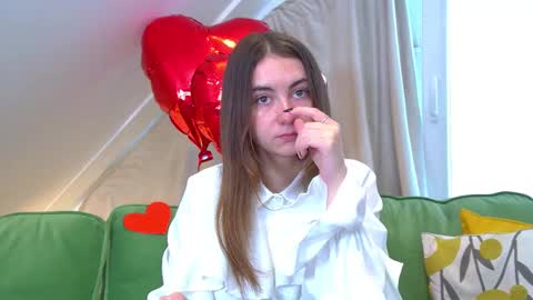 Amalia online show from February 18, 6:48 am