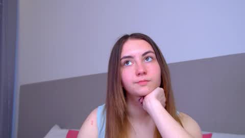 Amalia online show from February 1, 7:05 am