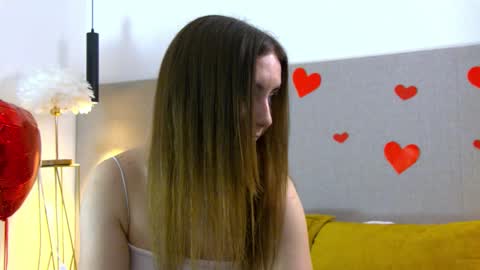 Amalia online show from February 13, 6:52 am