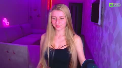 Amalia online show from November 21, 3:14 pm