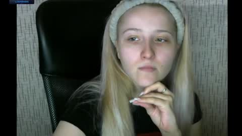 Snapshot of amanda_sherr chatting on February 4, 2:21 pm Amanda online show from February 4, 2:21 pm