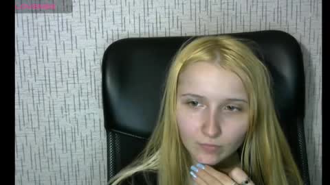 Snapshot of amanda_sherr chatting on December 20, 10:00 pm Amanda online show from December 20, 10:00 pm
