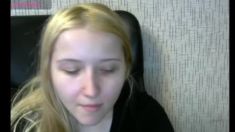 Snapshot of amanda_sherr chatting on December 23, 4:50 pm Amanda online show from December 23, 4:50 pm