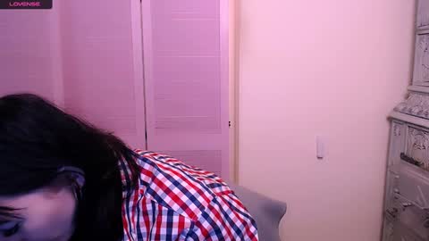 Amanda online show from December 3, 8:36 am