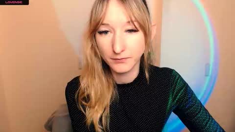 Snapshot of amandasentin chatting on October 22, 7:35 am Amanda online show from October 22, 7:35 am