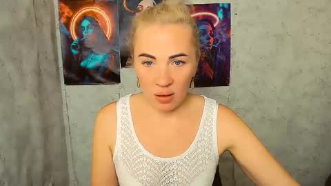 Amanda online show from October 7, 5:12 am